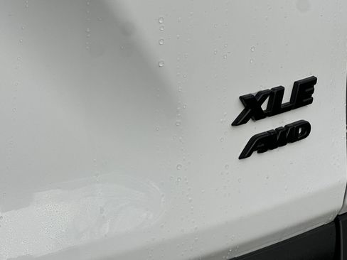 New 2025 Toyota RAV4 XLE w/ Convenience Package image 7