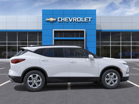 New 2026 Chevrolet Blazer LT w/ Convenience Package image 29