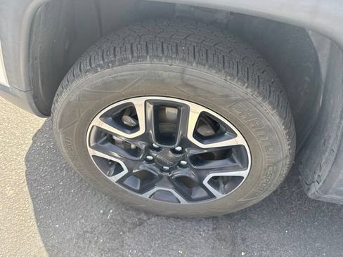 Used 2019 Jeep Compass Sport AWD/4WD image 8