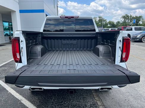 New 2026 GMC Sierra 1500 AT4 w/ AT4 Premium Package AWD/4WD image 10