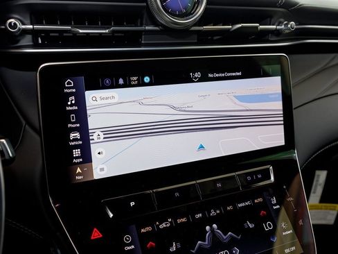 New 2025 Maserati Grecale GT image 27