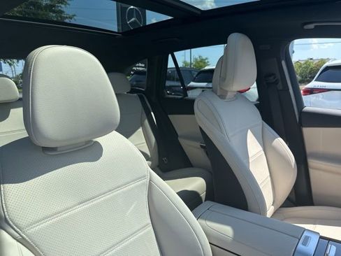 New 2026 Mercedes-Benz GLC 300 4MATIC image 33