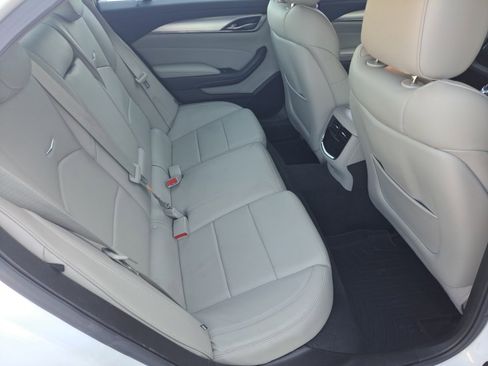 Used 2018 Cadillac CTS Luxury RWD image 12