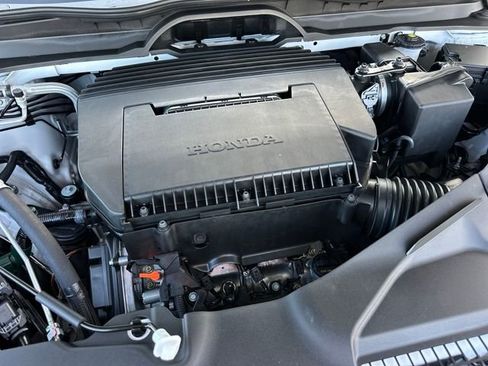 New 2025 Honda Pilot Black Edition image 38