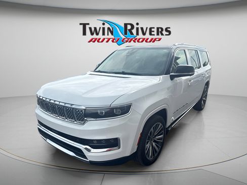 Used 2024 Jeep Grand Wagoneer L Series III AWD/4WD image 1