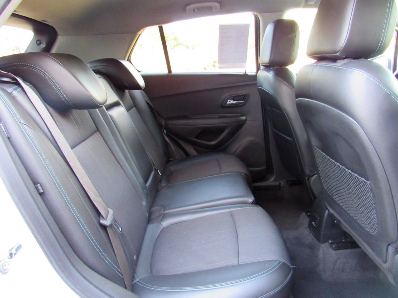 Used 2016 Chevrolet Trax LT w/ LT Convenience Package AWD/4WD image 7