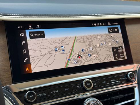 New 2026 Bentley Flying Spur Azure image 24