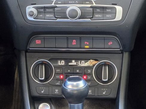 Used 2018 Audi Q3 2.0T Premium Plus w/ S Line Competition Package image 21