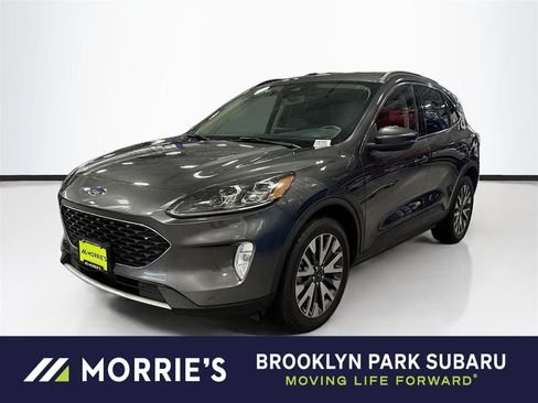 Used 2020 Ford Escape Titanium image 1