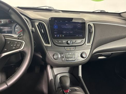 Used 2023 Chevrolet Malibu RS image 15
