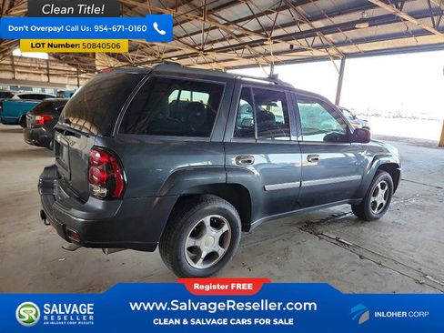 Used 2007 Chevrolet TrailBlazer LS w/ LS Preferred Equipment Group AWD/4WD image 4