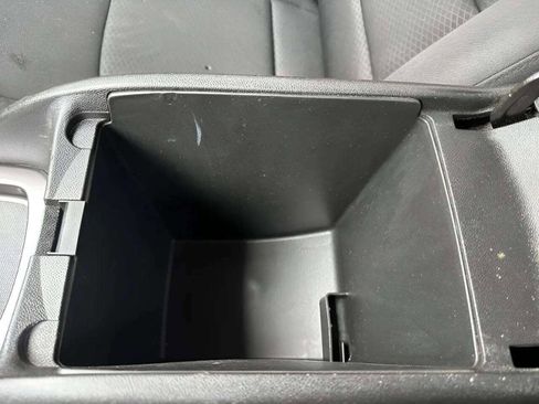 Used 2019 Chevrolet Malibu RS image 42