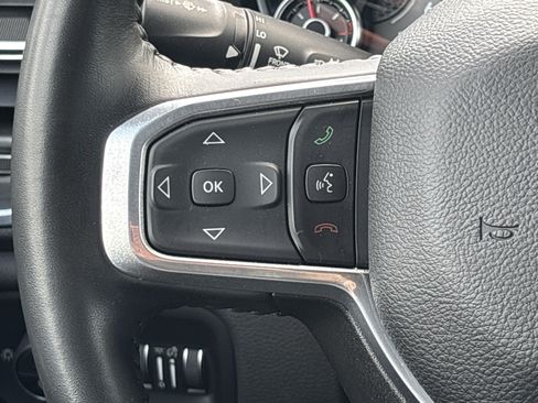 Used 2024 RAM 1500 Laramie AWD/4WD image 5