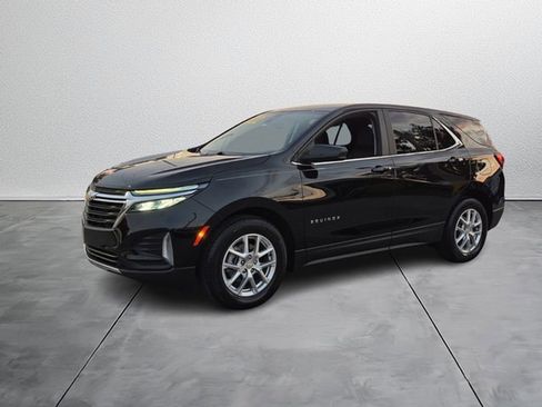 Used 2022 Chevrolet Equinox LT image 2