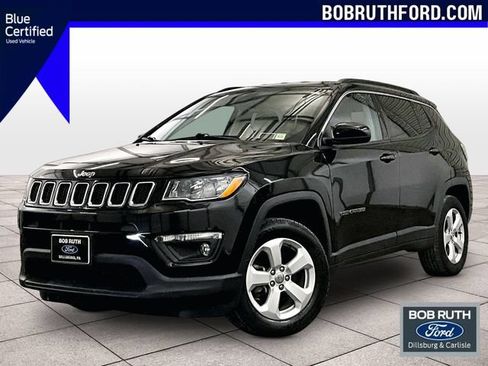 Used 2021 Jeep Compass Latitude w/ Convenience Group AWD/4WD image 1