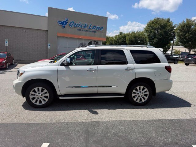 Used 2018 Toyota Sequoia Platinum AWD/4WD image 2