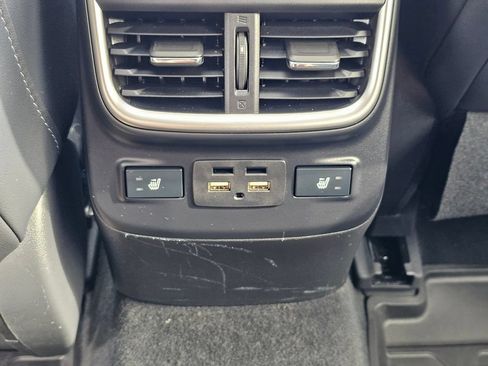 Used 2022 Subaru Outback Limited AWD/4WD image 17