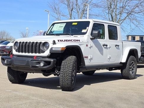 Used 2025 Jeep Gladiator Rubicon AWD/4WD image 23