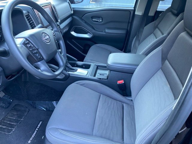 Used 2023 Nissan Frontier SV AWD/4WD image 12