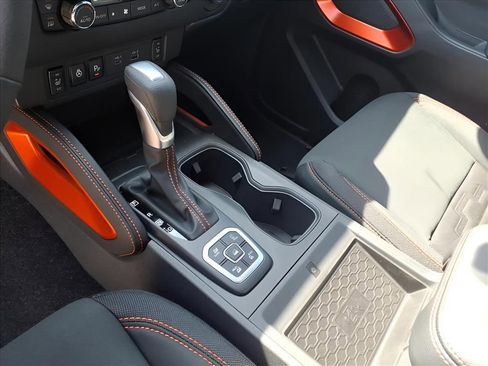 New 2026 Nissan Frontier PRO-4X w/ Pro-4x Convenience Package image 18