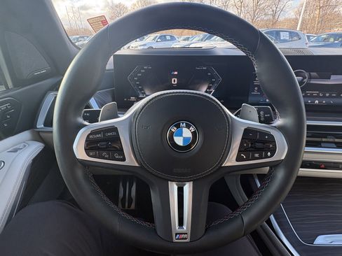 Used 2024 BMW X7 M60i w/ Executive Package image 19