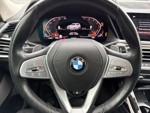 Used 2020 BMW X7 xDrive40i w/ Cold Weather Package AWD/4WD image 18