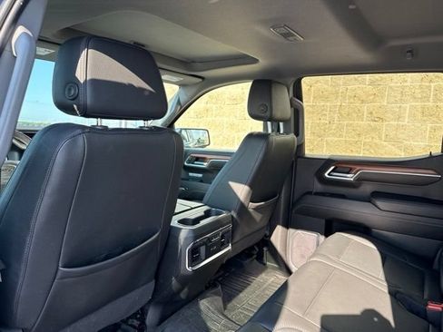 Used 2023 GMC Sierra 1500 Denali w/ Denali Reserve Package AWD/4WD image 11