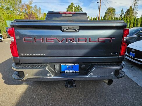 Used 2020 Chevrolet Silverado 3500 LTZ w/ LTZ Premium Package image 5