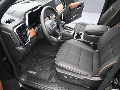 New 2025 GMC Canyon AT4 image 9