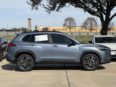 New 2026 Toyota Corolla Cross XLE image 3