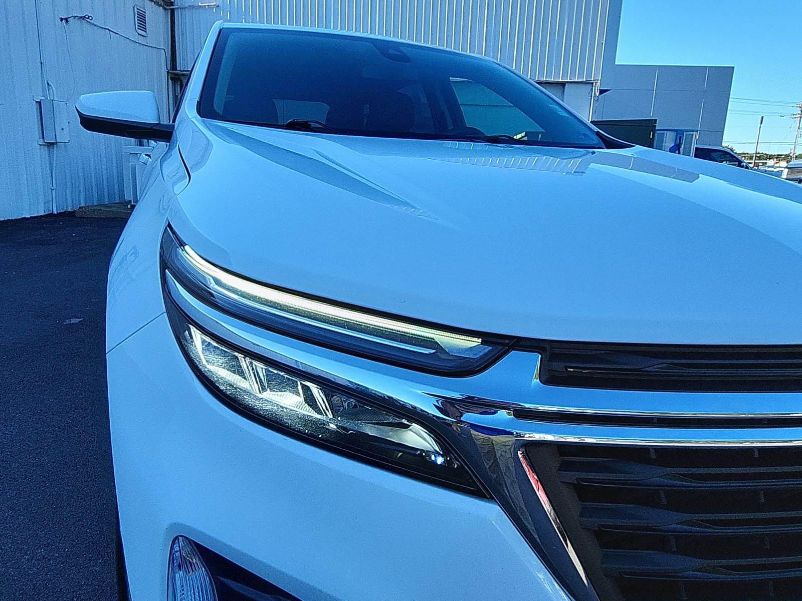 Used 2022 Chevrolet Equinox LT FWD image 12