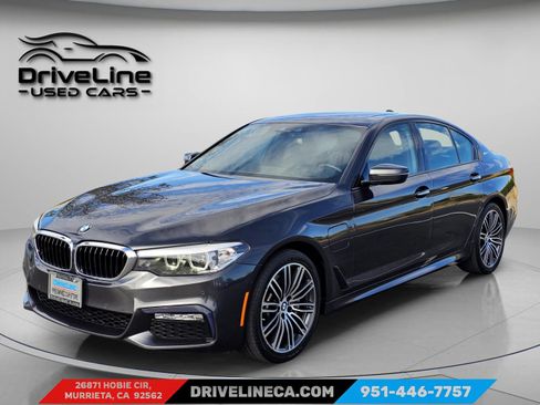 Used 2018 BMW 530e w/ M Sport Package 2 RWD image 1