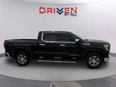 Used 2021 GMC Sierra 1500 SLT w/ SLT Convenience Package