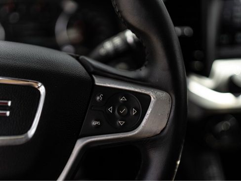 Used 2017 GMC Acadia SLE w/ Driver Alert Package I FWD image 16