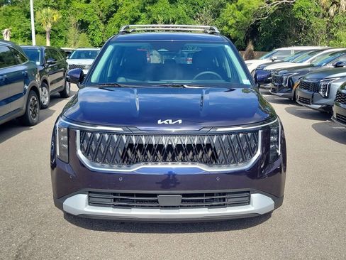 New 2026 Kia Carnival EX FWD image 2