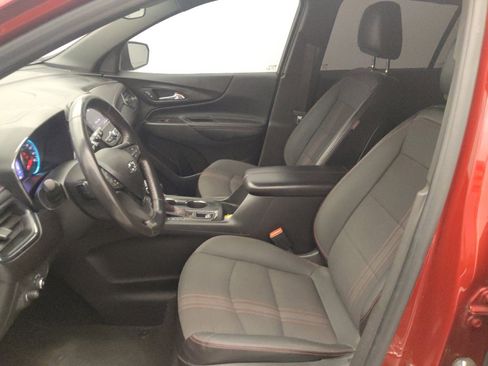 Used 2022 Chevrolet Equinox RS w/ LPO, Floor Liner Package image 17