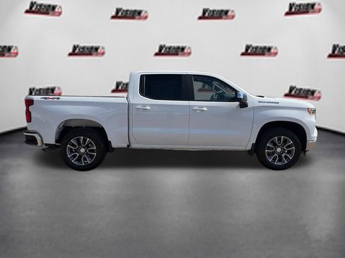 Used 2025 Chevrolet Silverado 1500 LT AWD/4WD image 4