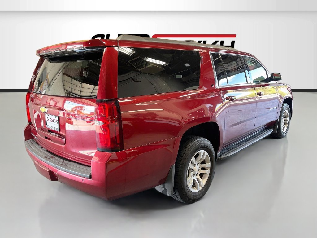 Used 2017 Chevrolet Suburban LT AWD/4WD image 7