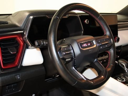 Used 2023 GMC Canyon AT4X image 44