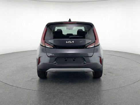 Used 2025 Kia Soul LX w/ LX Technology Package FWD image 7