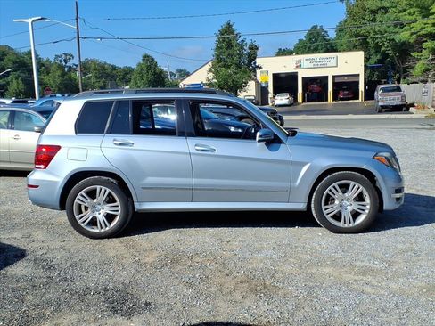 Used 2015 Mercedes-Benz GLK 350 4MATIC image 4