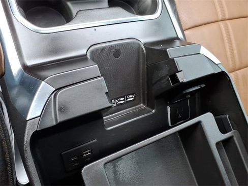 Used 2024 Chevrolet Silverado 2500 High Country w/ High Country Premium Package image 31