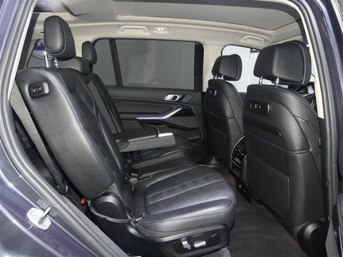 Used 2020 BMW X7 xDrive40i w/ Premium Package image 28