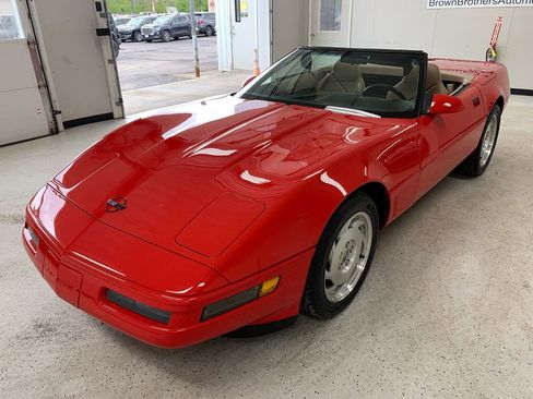 Used 1996 Chevrolet Corvette Convertible image 13
