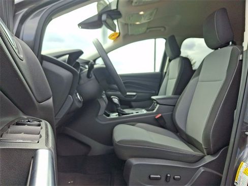Used 2019 Ford Escape SE image 13