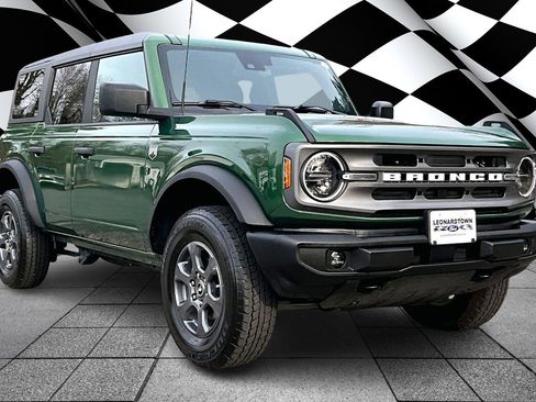 Used 2024 Ford Bronco Big Bend image 11