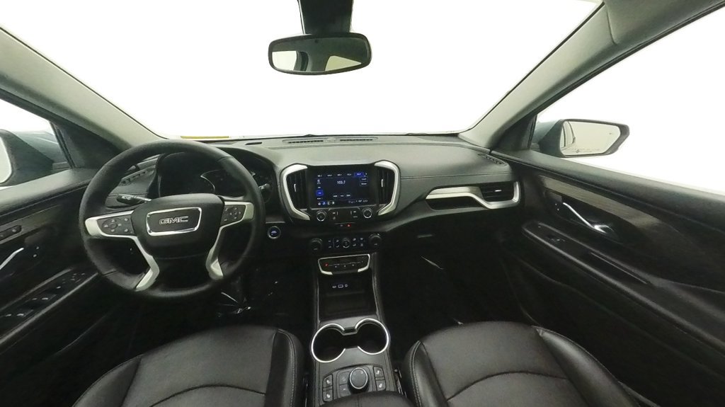 Used 2024 GMC Terrain SLT AWD/4WD image 30