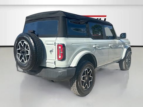 Used 2023 Ford Bronco Outer Banks AWD/4WD image 7