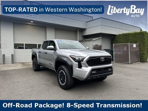 Used 2024 Toyota Tacoma TRD Off-Road image 2