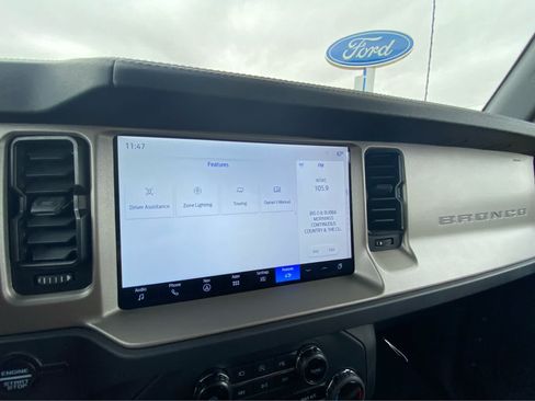 Used 2025 Ford Bronco Outer Banks AWD/4WD image 37
